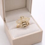 Bal Işığı Yüzük