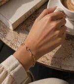 Love Bileklik - Görsel 2